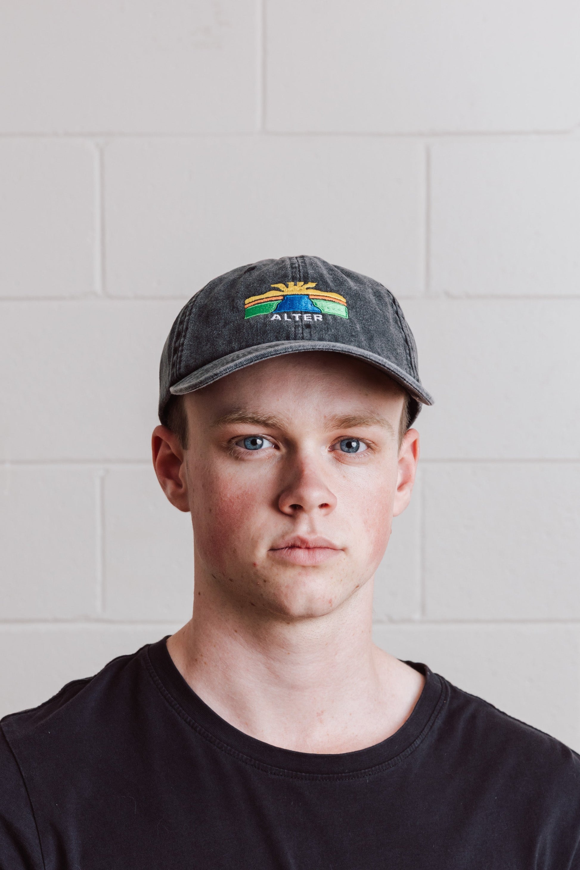 Vintage Washed Mountain Cap - Black