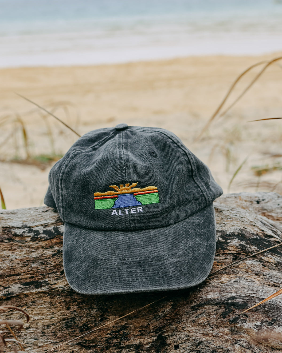 Vintage Washed Mountain Cap - Black